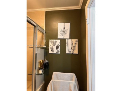Step into this spacious 2-bedroom, 2.5-bath home that blends on Miccosukee Golf and Country Club in Florida - for sale on GolfHomes.com, golf home, golf lot