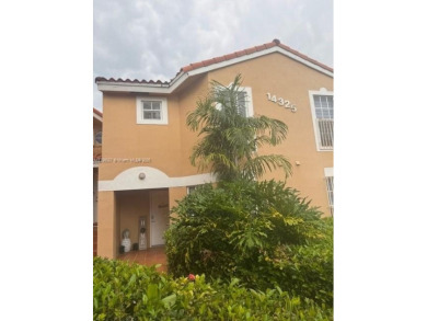 Step into this spacious 2-bedroom, 2.5-bath home that blends on Miccosukee Golf and Country Club in Florida - for sale on GolfHomes.com, golf home, golf lot
