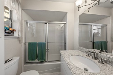 Beautiful and unique 3 bedroom, 3.5 bathroom townhome on the on Riverhill Country Club in Texas - for sale on GolfHomes.com, golf home, golf lot