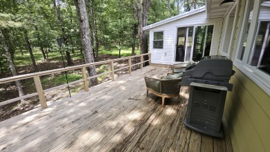 HUGE PRICE REDUCTION!  SELLER RELOCATED AND MUST SELL -- BRING on Buck Hill Golf Club  in Pennsylvania - for sale on GolfHomes.com, golf home, golf lot