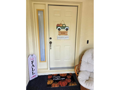 Can you imagine living in a golf course community with all of on Meadow Oaks Golf and Country Club in Florida - for sale on GolfHomes.com, golf home, golf lot