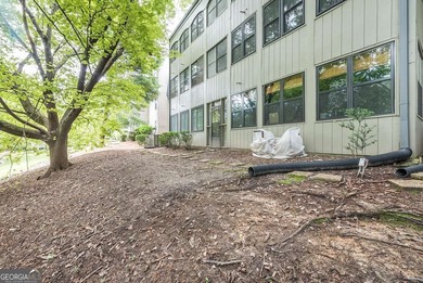 OWNER FINANCING AVAILABLE! Come Live the Country Club Life at on Cross Creek Golf Course in Georgia - for sale on GolfHomes.com, golf home, golf lot