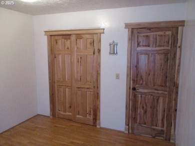 5 bedroom 2 bath with attached garage and heated 1,500 sqft on  in Oregon - for sale on GolfHomes.com, golf home, golf lot