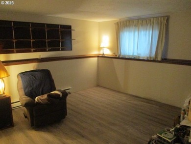5 bedroom 2 bath with attached garage and heated 1,500 sqft on  in Oregon - for sale on GolfHomes.com, golf home, golf lot