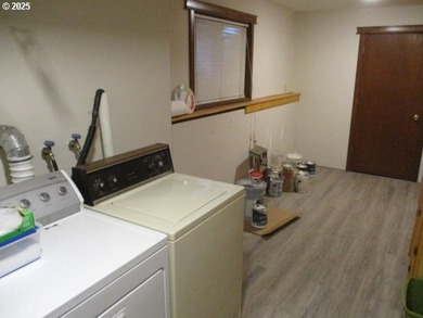 5 bedroom 2 bath with attached garage and heated 1,500 sqft on  in Oregon - for sale on GolfHomes.com, golf home, golf lot