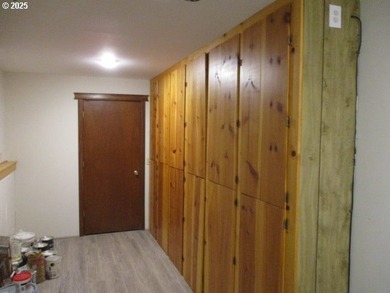 5 bedroom 2 bath with attached garage and heated 1,500 sqft on  in Oregon - for sale on GolfHomes.com, golf home, golf lot