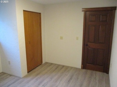 5 bedroom 2 bath with attached garage and heated 1,500 sqft on  in Oregon - for sale on GolfHomes.com, golf home, golf lot