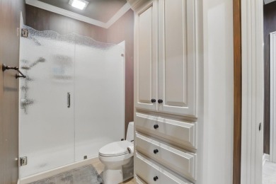 Wonderful Chenal home offers unparalleled living on the coveted on Chenal Country Club - Bear Den Mountain in Arkansas - for sale on GolfHomes.com, golf home, golf lot