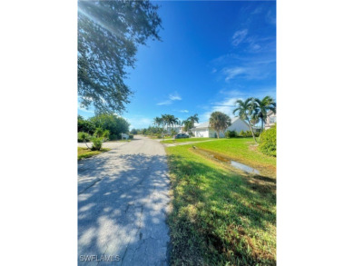 Island living at its finest! Rare opportunity for this prime on Alden Pines Golf Club in Florida - for sale on GolfHomes.com, golf home, golf lot