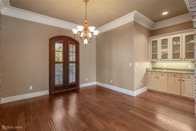 This stunning 4-bedroom, 4-bathroom home is located in the on Southern Trace Country Club in Louisiana - for sale on GolfHomes.com, golf home, golf lot