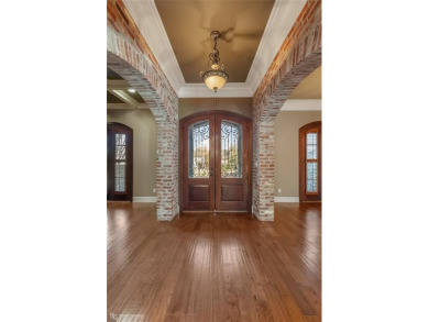 This stunning 4-bedroom, 4-bathroom home is located in the on Southern Trace Country Club in Louisiana - for sale on GolfHomes.com, golf home, golf lot