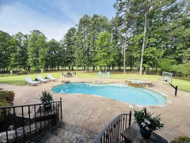 Wonderful Chenal home offers unparalleled living on the coveted on Chenal Country Club - Bear Den Mountain in Arkansas - for sale on GolfHomes.com, golf home, golf lot