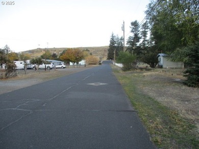 5 bedroom 2 bath with attached garage and heated 1,500 sqft on  in Oregon - for sale on GolfHomes.com, golf home, golf lot