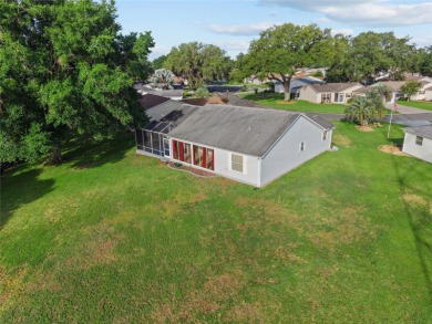 NO BOND! NO HOMES BEHIND! QUICK CLOSE AVAILABLE! Move in ready on The Links of Spruce Creek in Florida - for sale on GolfHomes.com, golf home, golf lot