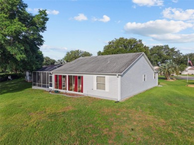 NO BOND! NO HOMES BEHIND! QUICK CLOSE AVAILABLE! Move in ready on The Links of Spruce Creek in Florida - for sale on GolfHomes.com, golf home, golf lot