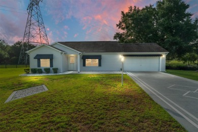 NO BOND! NO HOMES BEHIND! QUICK CLOSE AVAILABLE! Move in ready on The Links of Spruce Creek in Florida - for sale on GolfHomes.com, golf home, golf lot