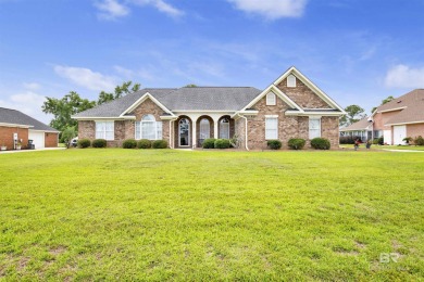 Discover this beautiful 3 bed, 2.5 bath home with an office in on Glenlakes Golf Club in Alabama - for sale on GolfHomes.com, golf home, golf lot