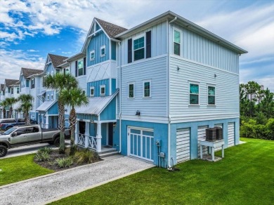 Live the resort lifestyle every single day in this impeccably on Lost Key Golf Club in Florida - for sale on GolfHomes.com, golf home, golf lot