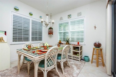 This super WELL MAINTAINED home in Crown Colony is located on a on Crown Colony Golf and Country Club in Florida - for sale on GolfHomes.com, golf home, golf lot