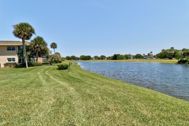 The latest news is that this 2nd floor Vista Gardens condo has on Vero Beach South Golf Course in Florida - for sale on GolfHomes.com, golf home, golf lot