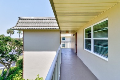 The latest news is that this 2nd floor Vista Gardens condo has on Vero Beach South Golf Course in Florida - for sale on GolfHomes.com, golf home, golf lot