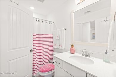 Live close to multiple beaches in a gated community loaded with on Brunswick Plantation and Golf Resorts in North Carolina - for sale on GolfHomes.com, golf home, golf lot