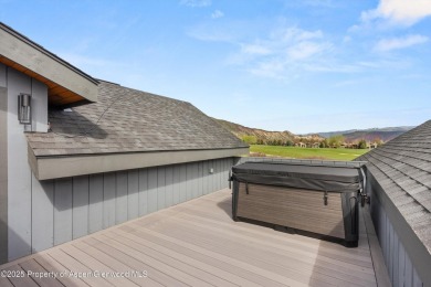 Wonderful combination of post and beam construction, wood on Aspen Glen Club in Colorado - for sale on GolfHomes.com, golf home, golf lot