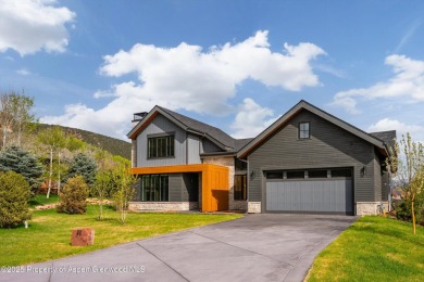 Wonderful combination of post and beam construction, wood on Aspen Glen Club in Colorado - for sale on GolfHomes.com, golf home, golf lot