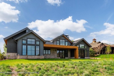 Wonderful combination of post and beam construction, wood on Aspen Glen Club in Colorado - for sale on GolfHomes.com, golf home, golf lot