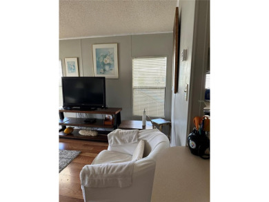 55+ gated golf course community   *PRICE REDUCED* 2 bedroom 2 on Zellwood Station Country Club in Florida - for sale on GolfHomes.com, golf home, golf lot