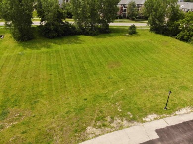 Exceptional 1.26-acre buildable lot in the desirable Hawks on Hawks Landing Golf Club in Wisconsin - for sale on GolfHomes.com, golf home, golf lot