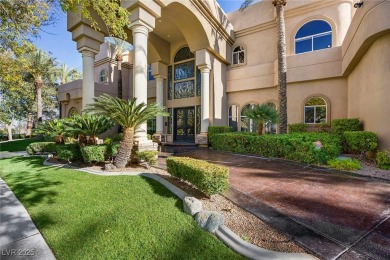 LAS VEGAS Luxury home, 7,392 sq. ft inspired by modern classic on TPC at Summerlin in Nevada - for sale on GolfHomes.com, golf home, golf lot