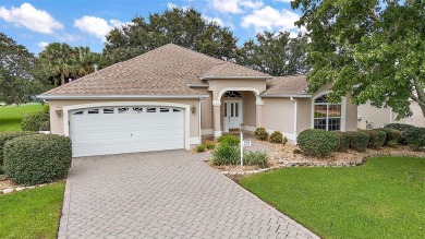 Welcome to this stunning 3/2 GOLF FRONT TURNKEY Gardenia Model on The Links of Spruce Creek in Florida - for sale on GolfHomes.com, golf home, golf lot