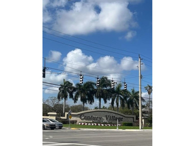 Very well keep property, move-in ready, located at the first on Flamingo Lakes Country Club in Florida - for sale on GolfHomes.com, golf home, golf lot