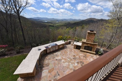 Luxurious Mountain Estate With Spectacular Views! Situated on a on Mountain Harbour Golf Club in North Carolina - for sale on GolfHomes.com, golf home, golf lot