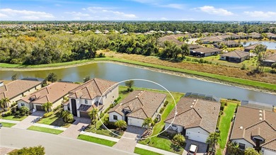 PRICED TO SELL - WATER & PRESERVE VIEW Experience the thoughtful on Plantation Golf and Country Club in Florida - for sale on GolfHomes.com, golf home, golf lot