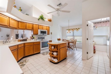 Hunter's Green in Quail Creek, Turnkey!  Mason Homes was the on Hunters Green Country Club in Florida - for sale on GolfHomes.com, golf home, golf lot