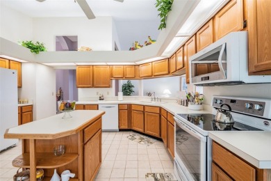 Hunter's Green in Quail Creek, Turnkey!  Mason Homes was the on Hunters Green Country Club in Florida - for sale on GolfHomes.com, golf home, golf lot