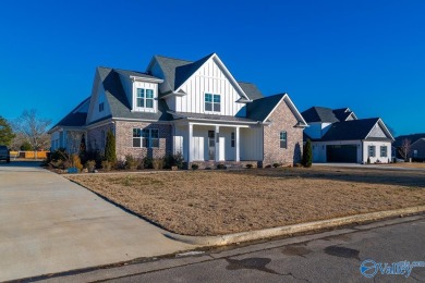 Stunning 5-Bedroom Home in Southern Gayles Golf Course on Southern Gayles Golf Community in Alabama - for sale on GolfHomes.com, golf home, golf lot