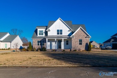 Stunning 5-Bedroom Home in Southern Gayles Golf Course on Southern Gayles Golf Community in Alabama - for sale on GolfHomes.com, golf home, golf lot