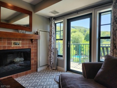 STUNNIG ! There's no other way to describe this third floor, 2 on Great Gorge Country Club in New Jersey - for sale on GolfHomes.com, golf home, golf lot