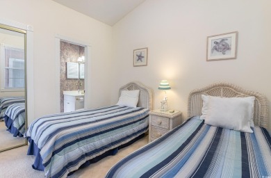 Motivated Seller. This elevator-accessible 2-bedroom, 2-bathroom on Myrtlewood Golf Course and Club  in South Carolina - for sale on GolfHomes.com, golf home, golf lot