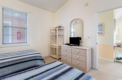 Motivated Seller. This elevator-accessible 2-bedroom, 2-bathroom on Myrtlewood Golf Course and Club  in South Carolina - for sale on GolfHomes.com, golf home, golf lot