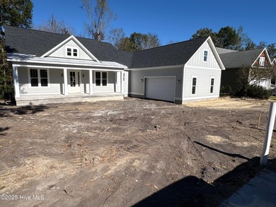 SPECIAL YEAR END SAVINGS from the builder - new price!! Welcome on Magnolia Greens Golf Plantation in North Carolina - for sale on GolfHomes.com, golf home, golf lot