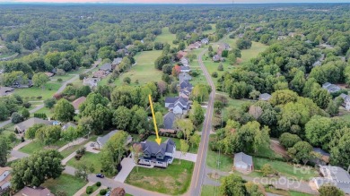Welcome to this extraordinary new custom home, a 5,000+ sq ft on Mallard Head Country Club in North Carolina - for sale on GolfHomes.com, golf home, golf lot