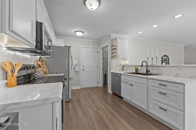 Back on the Market - Now Offering $15,000 Closing Credit + No on Baywood Golf Club in North Carolina - for sale on GolfHomes.com, golf home, golf lot