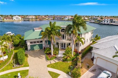 Live the dream - no Yacht Club membership required. This on Island Country Club in Florida - for sale on GolfHomes.com, golf home, golf lot