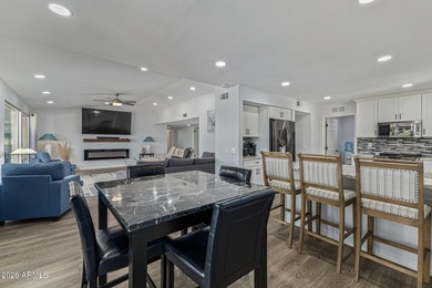 Peaceful and Serene Lakefront Home.This, 3 bed, 2 bath,home has on Cottonwood Country Club in Arizona - for sale on GolfHomes.com, golf home, golf lot