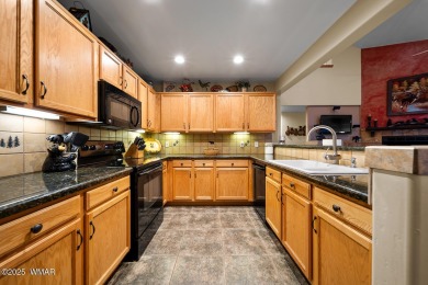 Gorgeous Turn-Key Townhome in Pinetop Lakes Country Club

 on Pinetop Lakes Golf and Country Club in Arizona - for sale on GolfHomes.com, golf home, golf lot