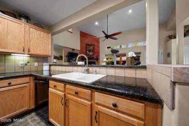 Gorgeous Turn-Key Townhome in Pinetop Lakes Country Club

 on Pinetop Lakes Golf and Country Club in Arizona - for sale on GolfHomes.com, golf home, golf lot
